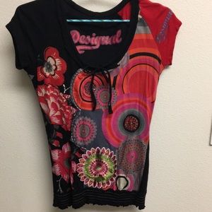 Desigual T-shirt black with colorful details size small